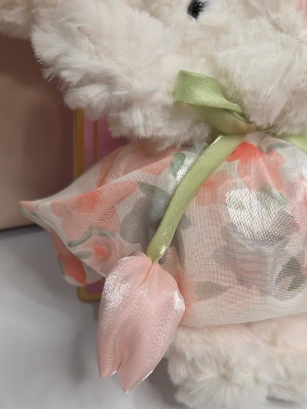 💕▪️Piper K ▪️Floral Bunny Plush Keychain with Mint Bow